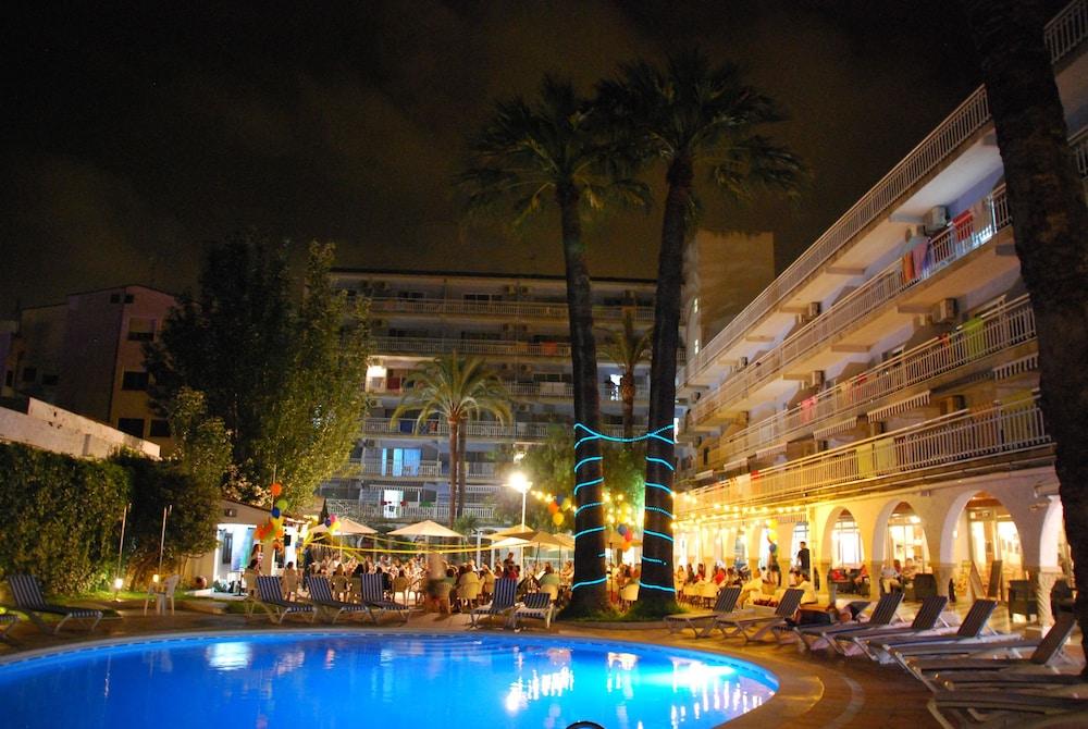 Hotel Apartamentos Solimar Calafell Dış mekan fotoğraf