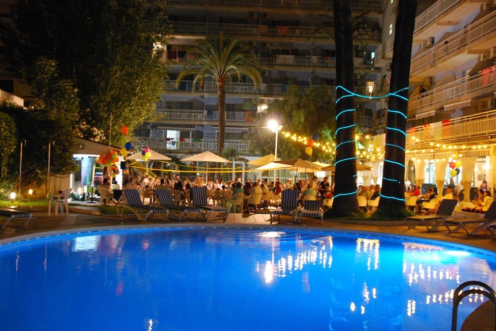 Hotel Apartamentos Solimar Calafell Dış mekan fotoğraf